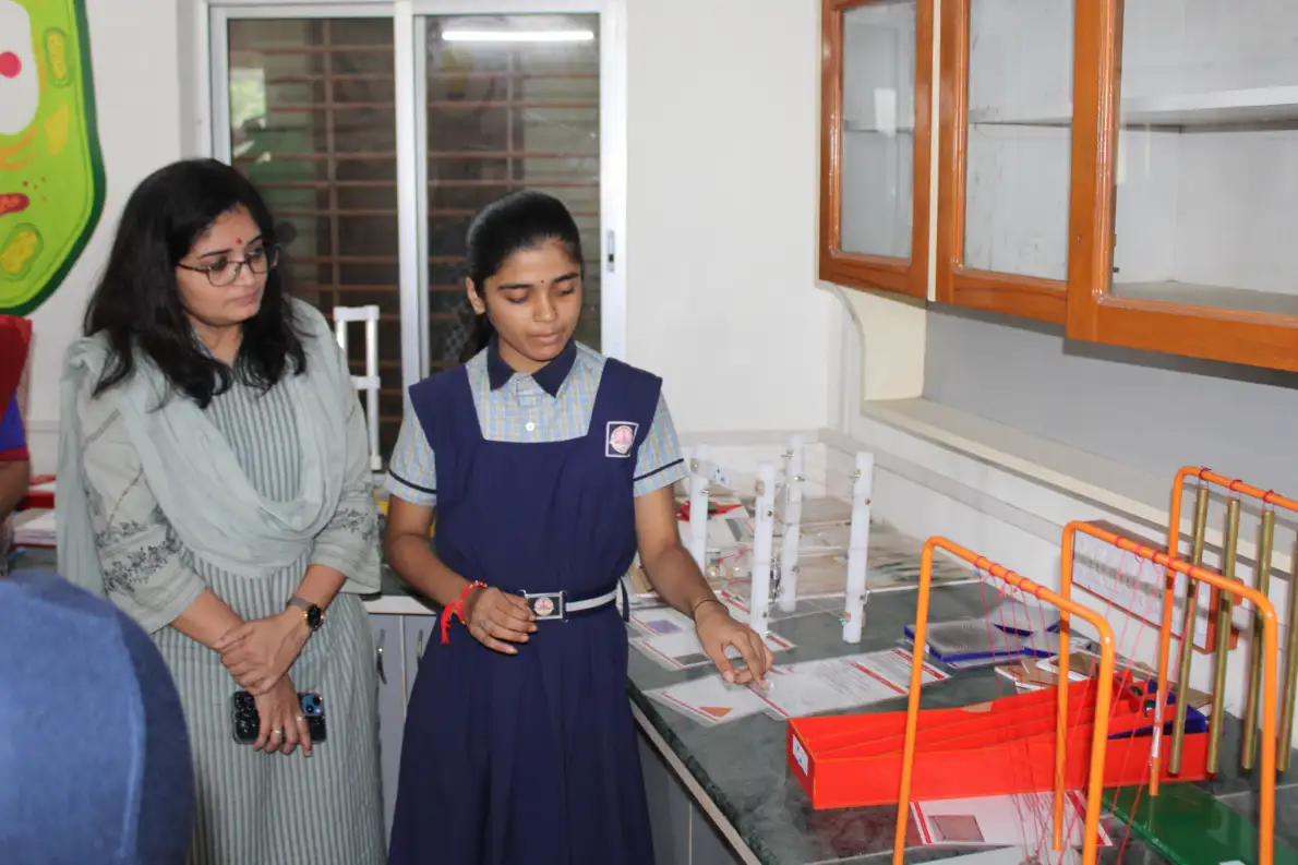 Mini Science Centres